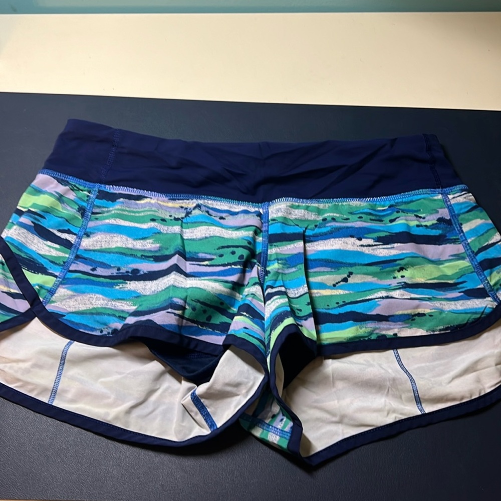 Lululemon speed up shorts 2” in used condition